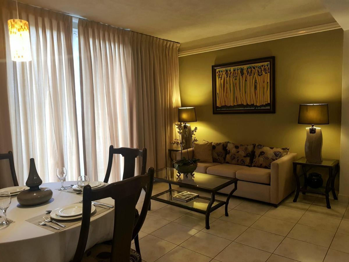 Los Altos Apartments & Studios Managua Bagian luar foto